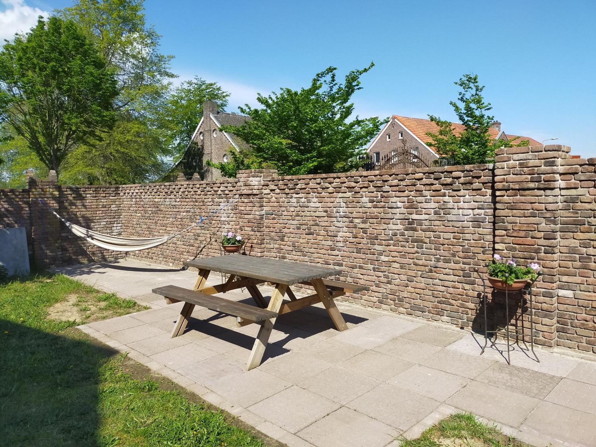Bed and Breakfast Aan De Molenberg Broekhuizen  Экстерьер фото