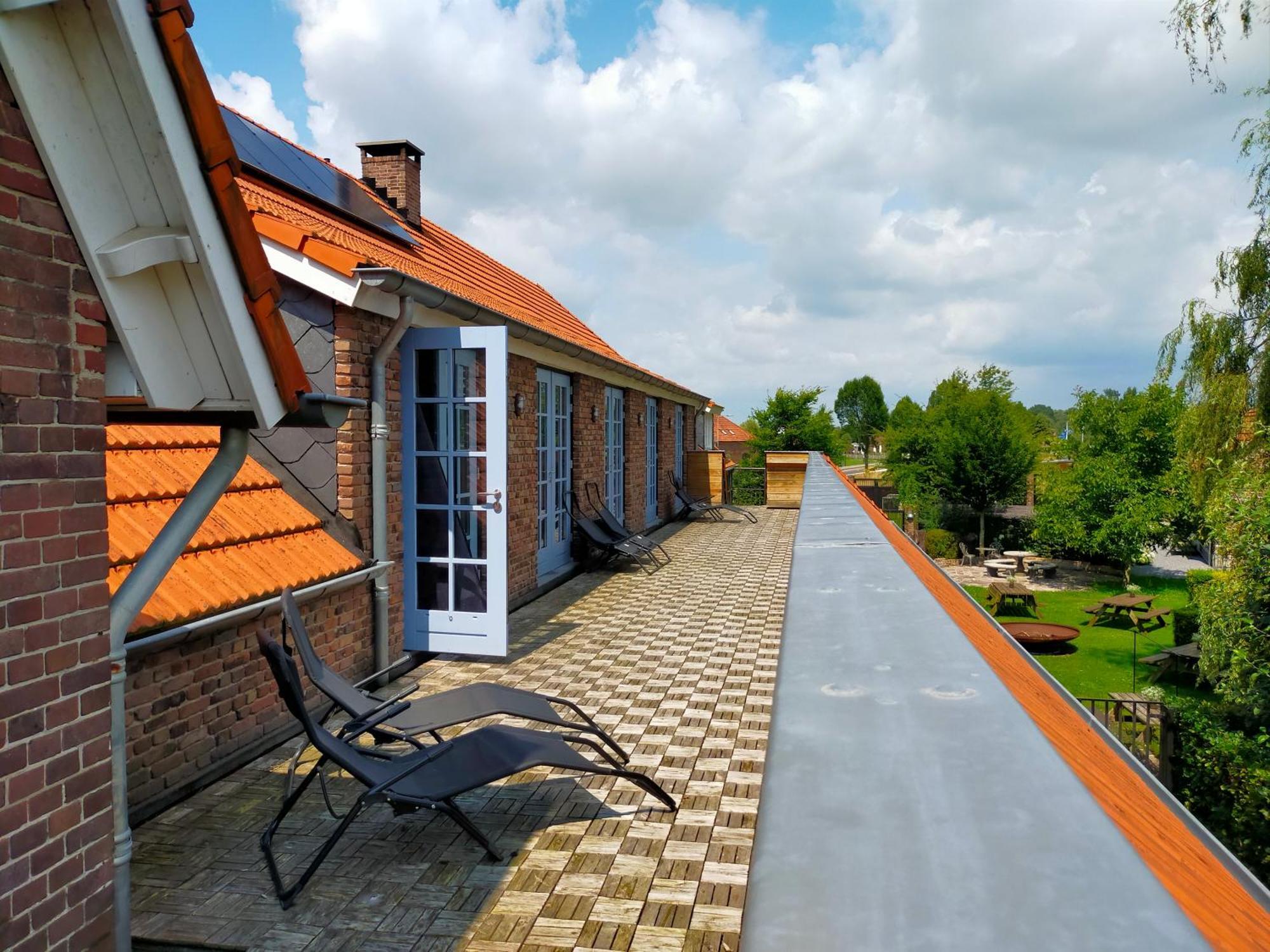 Bed and Breakfast Aan De Molenberg Broekhuizen  Экстерьер фото
